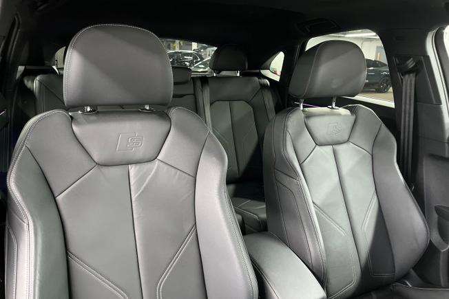 AUDI Q3 Photo 25