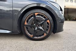 CUPRA BORN Photo 5
