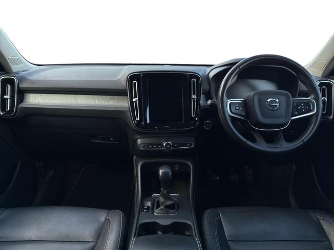 VOLVO Xc40 Photo 10