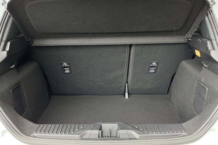 Ford Fiesta Photo autoimg-417d23534c67b6b69d56fa33b552ef14661c76b5.jpg