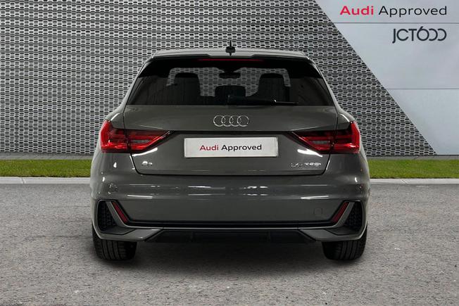 AUDI A1 Photo 7