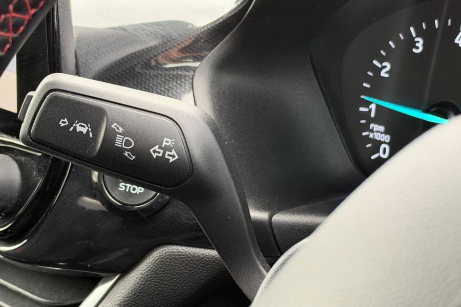 Ford FIESTA Photo autoimg-417f256d1a8a2d67e57153c29d072a669c6e29d9.jpg