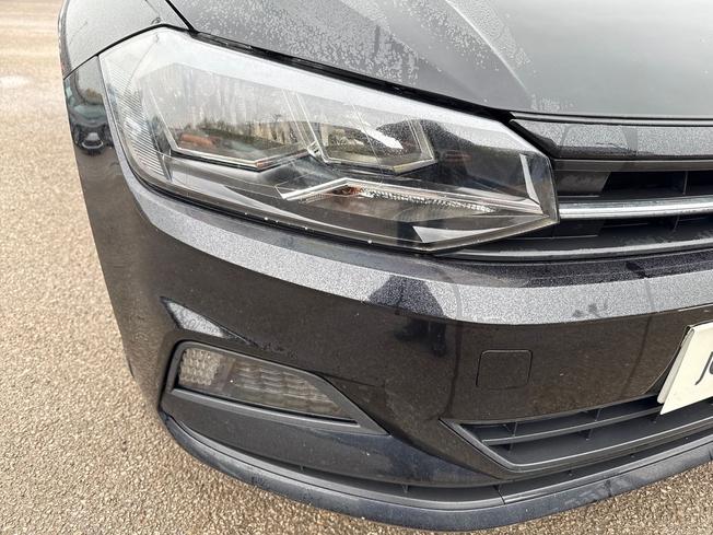VOLKSWAGEN Polo Photo 19