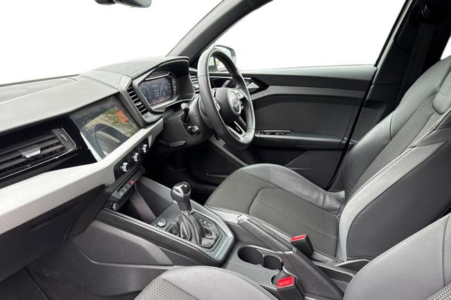 AUDI A1 Photo 2