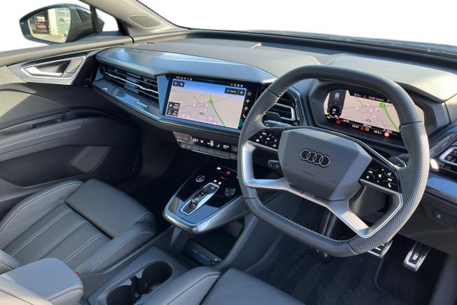 AUDI Q4 E-Tron Photo 6