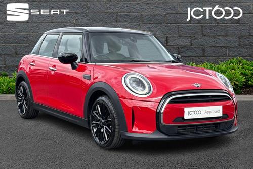 MINI Hatch 1.5 Cooper Exclusive Hatchback 5dr Petrol Steptronic Euro 6 (s/s) (136 ps)