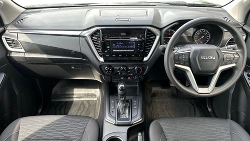 Isuzu D-Max Photo autoimg-418e5bf228cfe883141757226f46fef8d72a6648.jpg