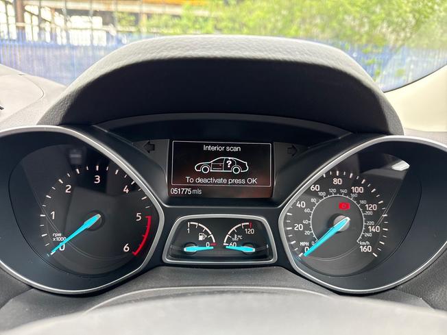 FORD Kuga Photo 15