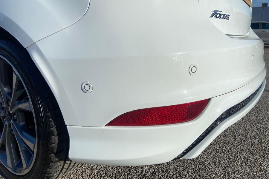 Ford FOCUS Photo autoimg-418f55048b69ef7bd421c83eb55e5e996cb4f25d.jpg
