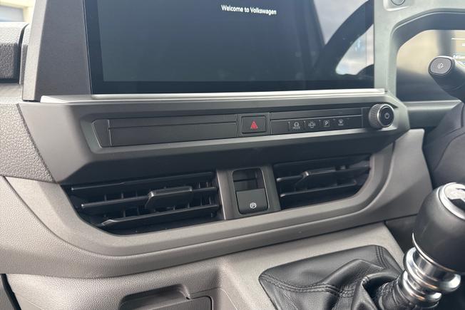 VOLKSWAGEN Transporter Photo 43