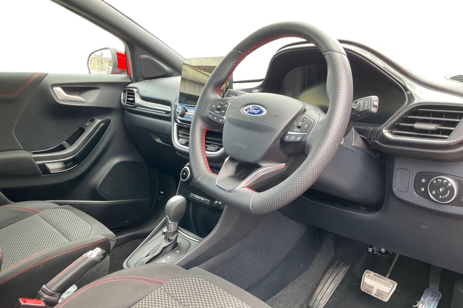 Ford PUMA Photo 8