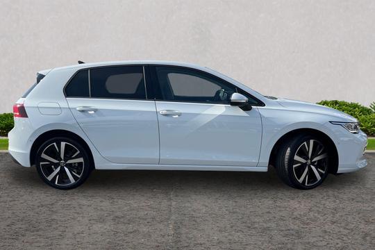 Volkswagen Golf Photo autoimg-4191948fcff273b23593fea5cf3f1ed69acad621.jpg