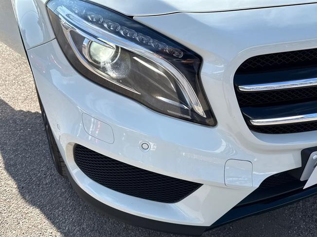MERCEDES-BENZ Gla Photo 32