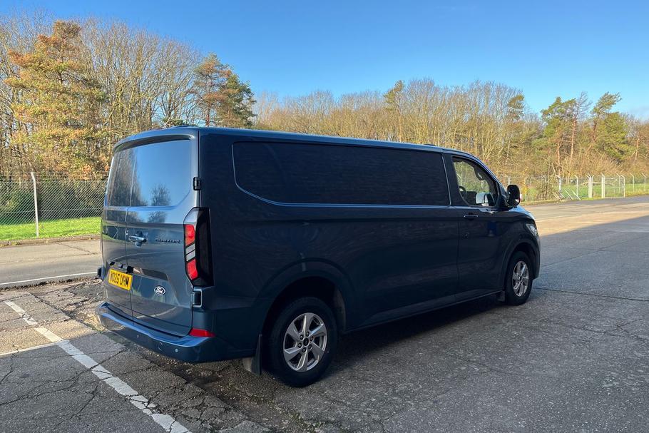 Used Ford TRANSIT CUSTOM 25