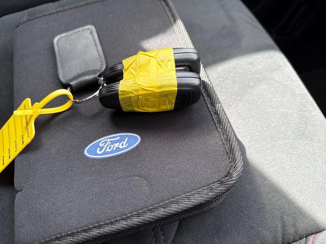 FORD Kuga Photo 34