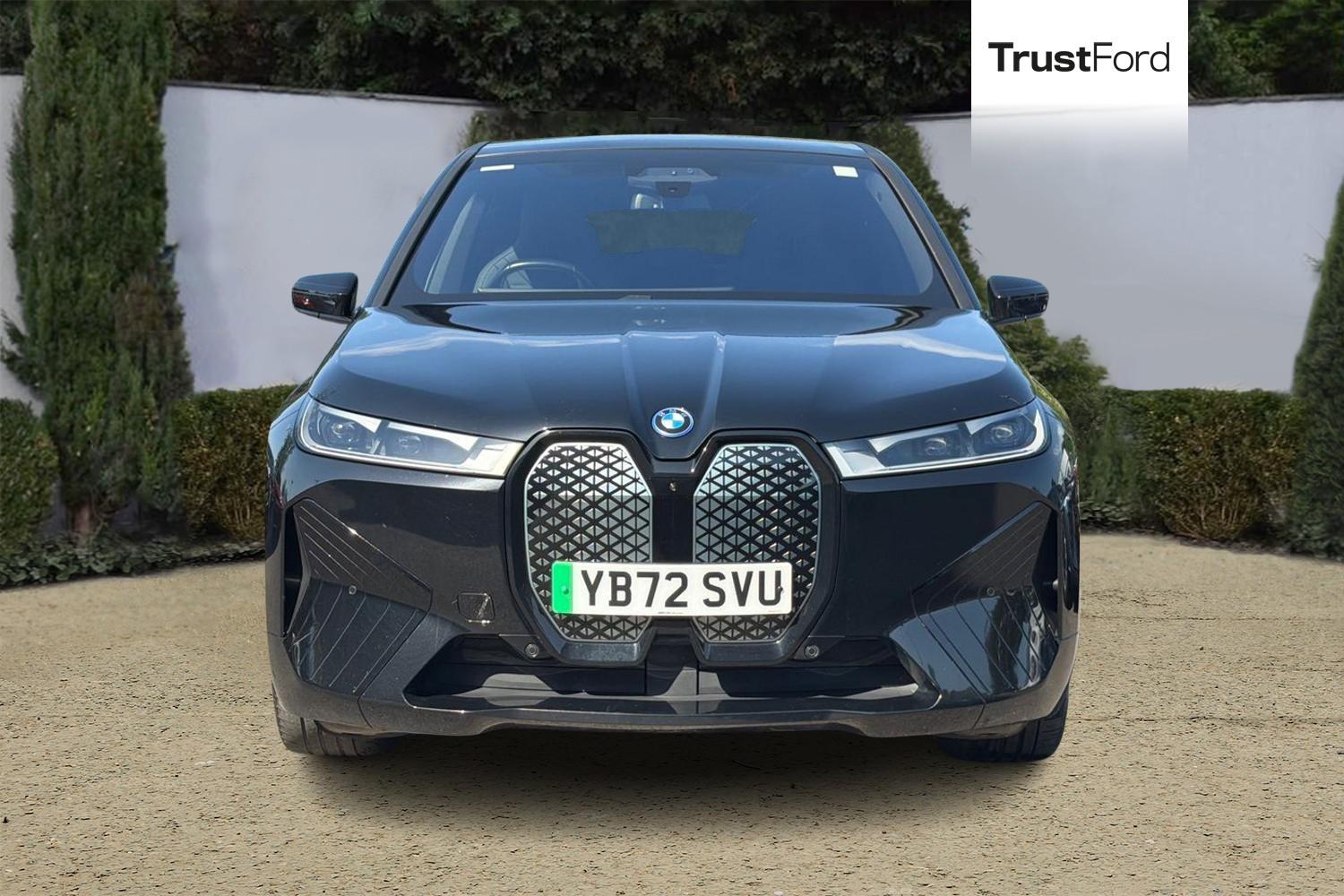 BMW iX Photo 5