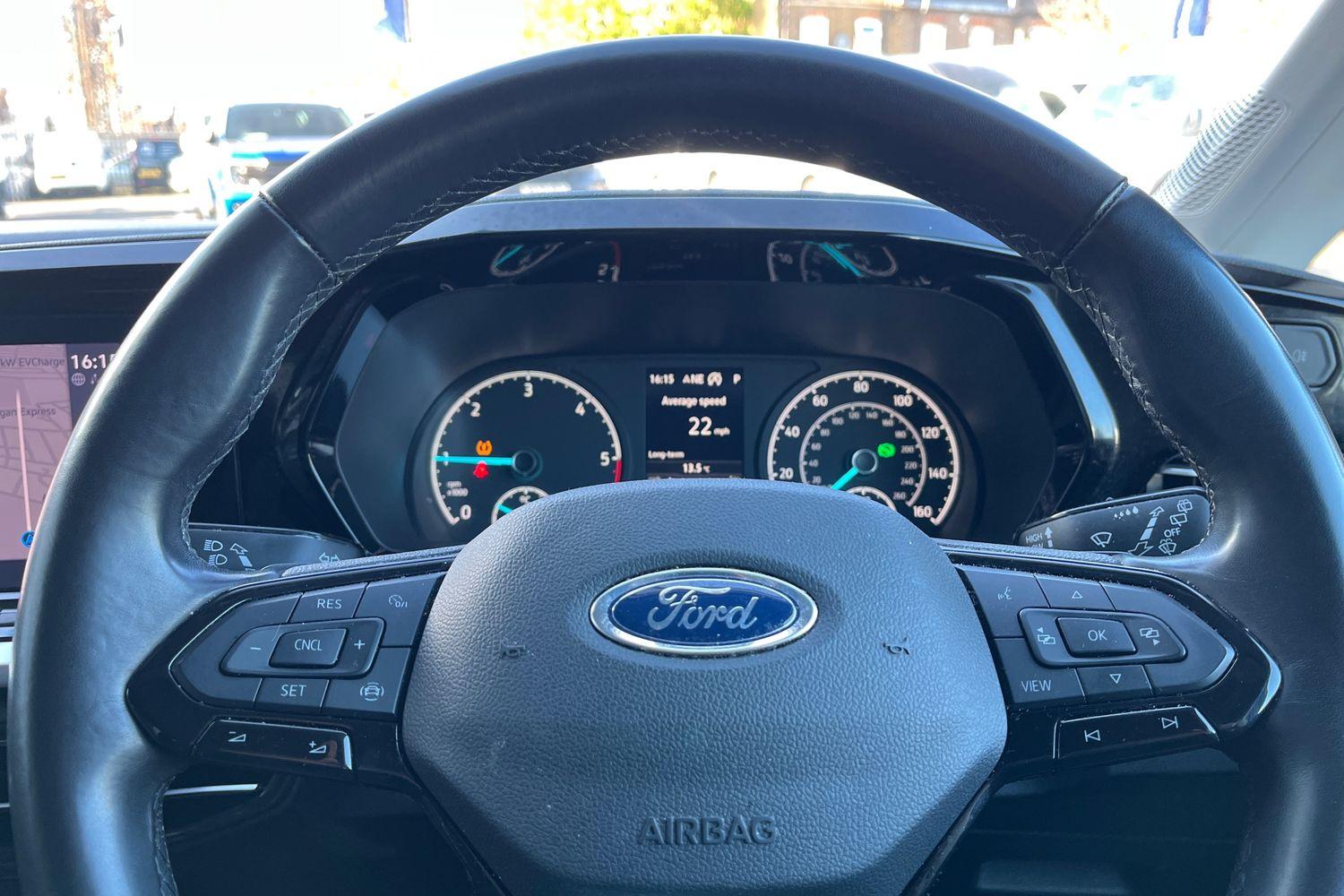 Ford TOURNEO CONNECT Photo 22