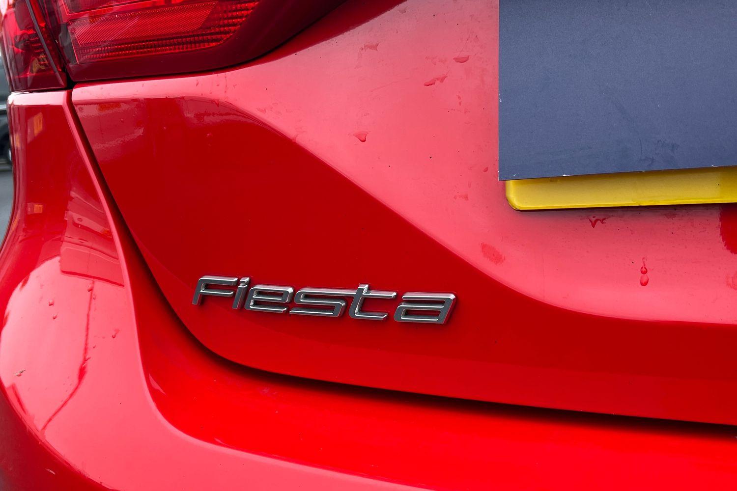 Ford Fiesta Photo 26