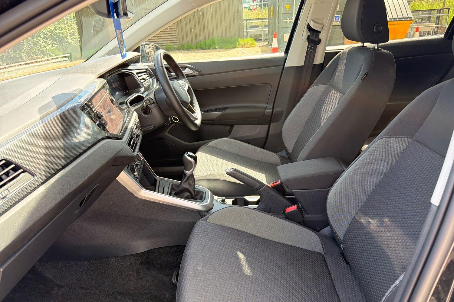 Volkswagen POLO Photo 36