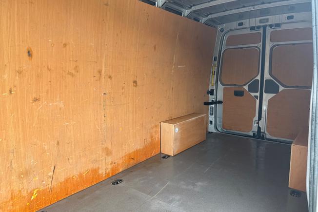 Volkswagen Crafter Photo 9