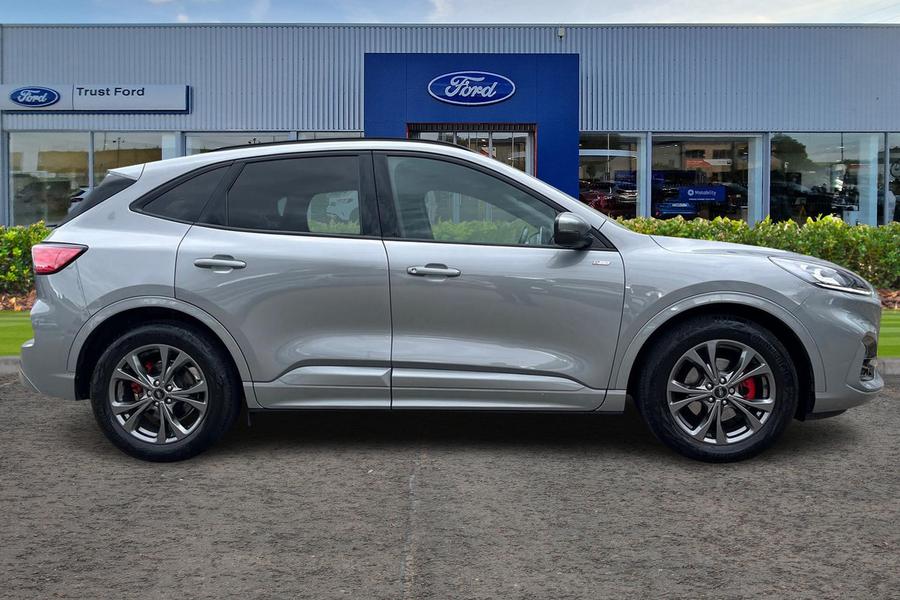 Ford Kuga Photo autoimg-41a230176daede2f88f6081c9d1ee353b99e75fd.jpg