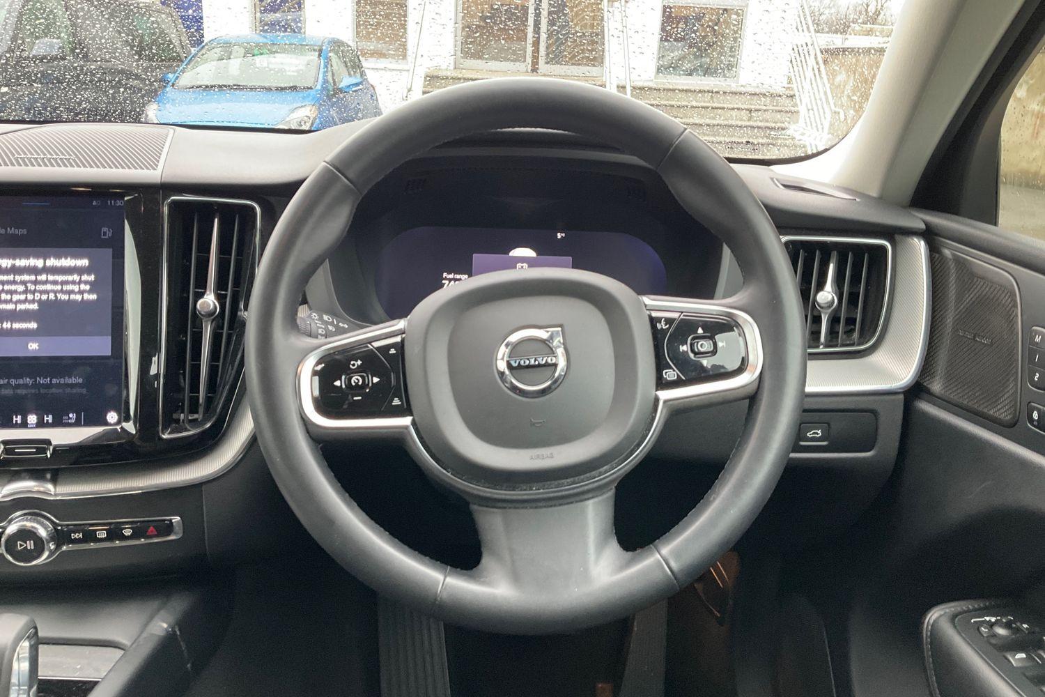 Volvo XC60 Photo 11