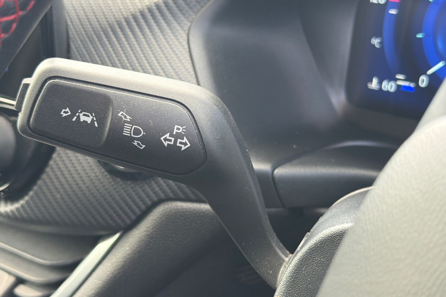 Ford FIESTA Photo 13