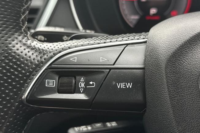 AUDI Q5 Photo 16