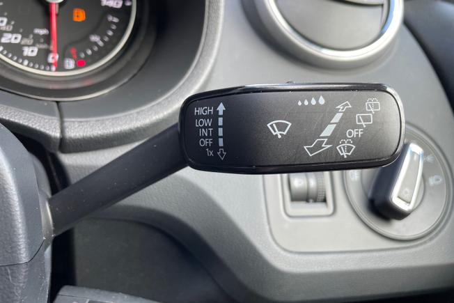 SEAT Ibiza Photo 25
