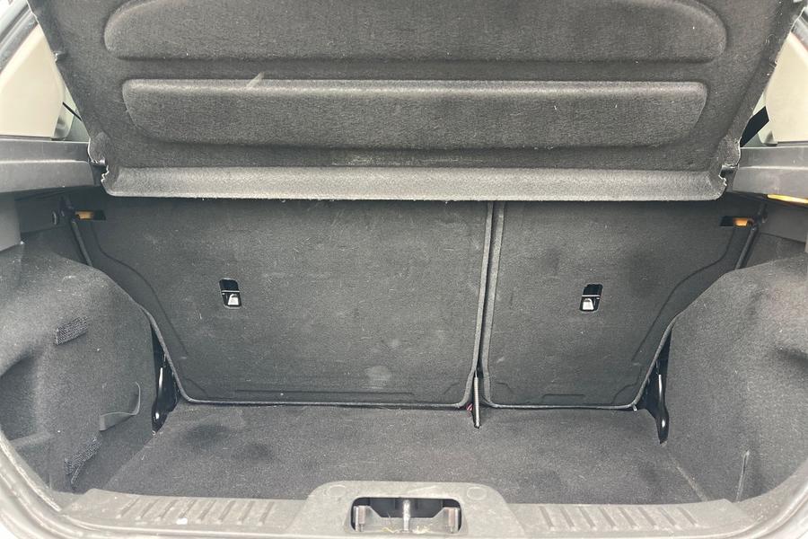 Ford FIESTA Photo autoimg-41a9c74f35de5e59dee5fad4ef6297392b231177.jpg
