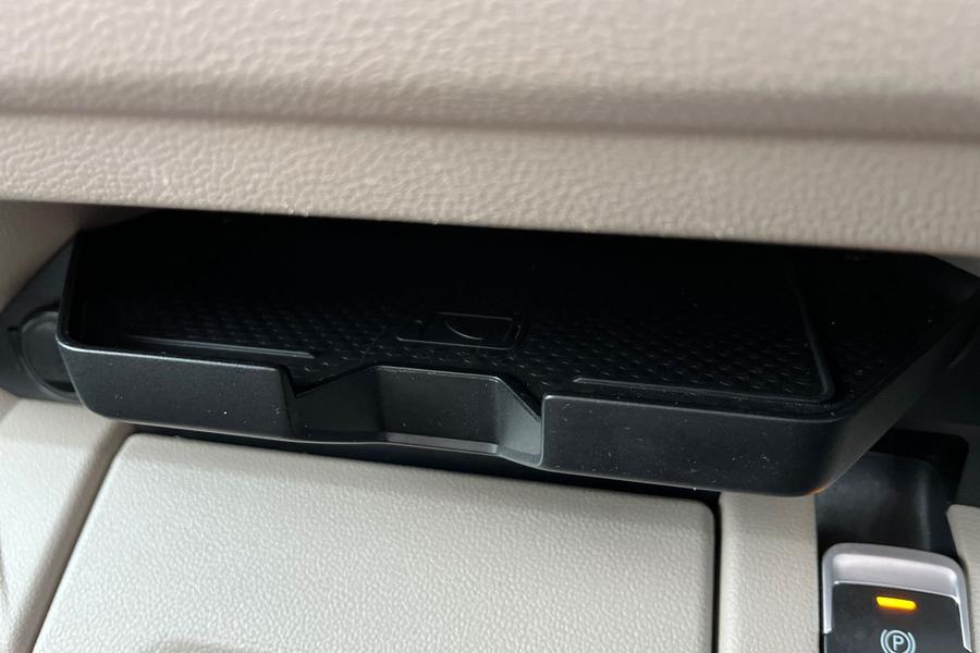 Volkswagen Multivan Photo autoimg-41ac0fb40eb63c27d1a3e518e87c3ad5df1e8982.jpg