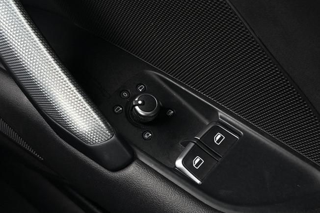 AUDI TT Photo 29