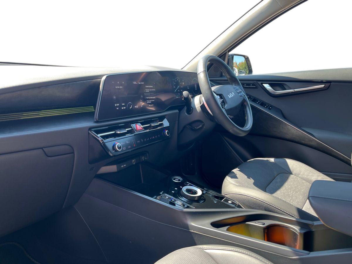 Kia Niro Photo 2