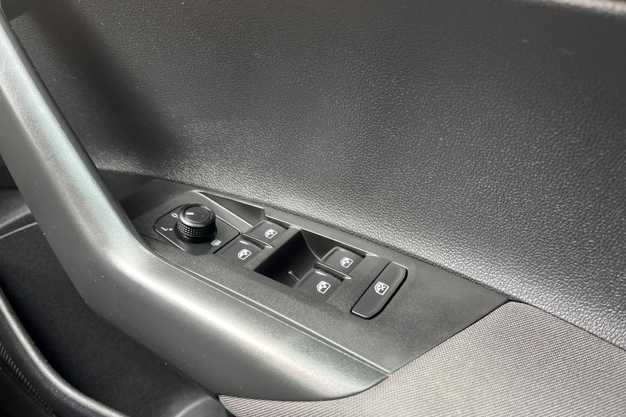 Volkswagen POLO Photo autoimg-41b0989c4ce6750c834454d07ab1a737b103bdc7.jpg