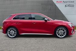 AUDI S3 Photo 4