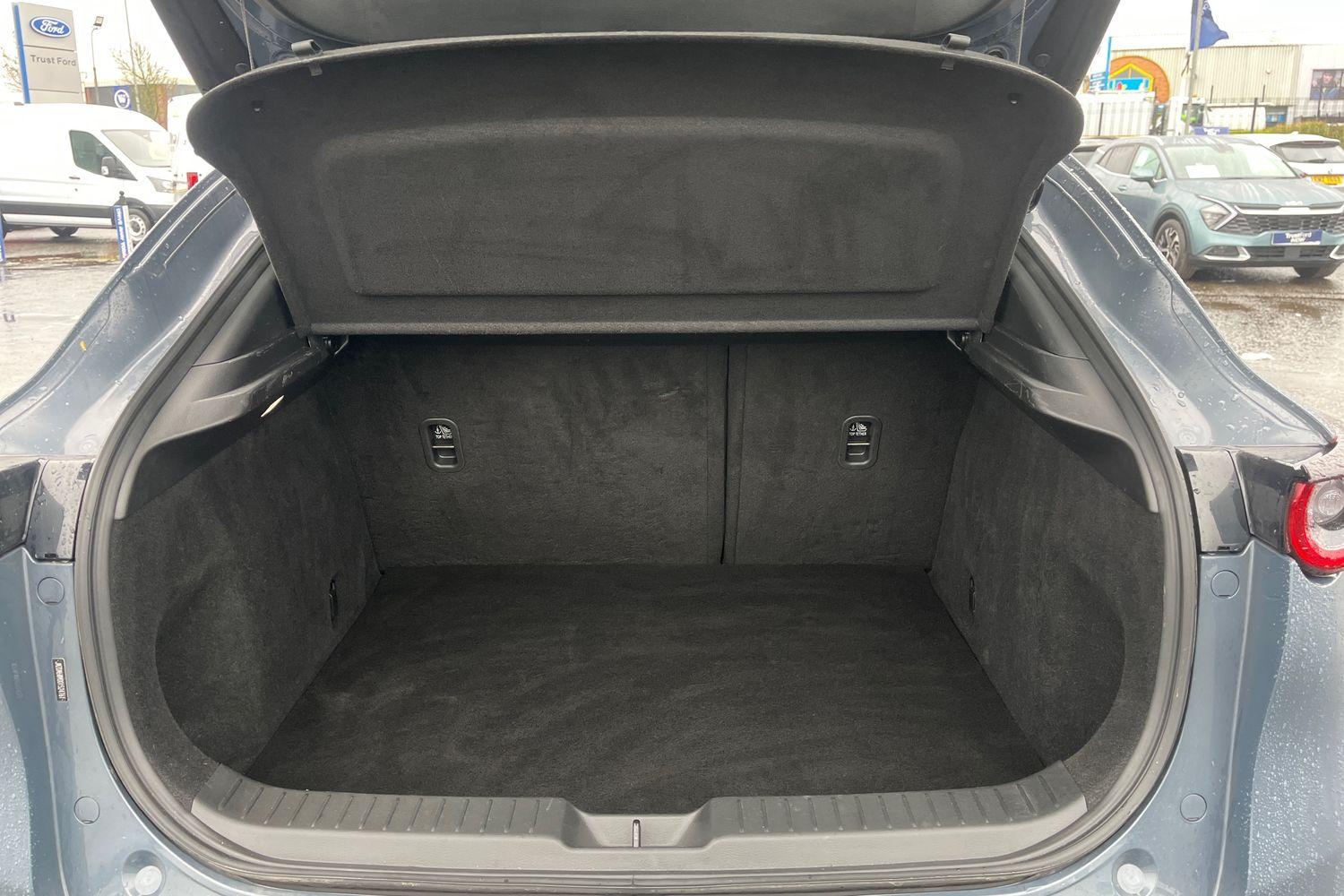 Mazda CX-30 Photo 20