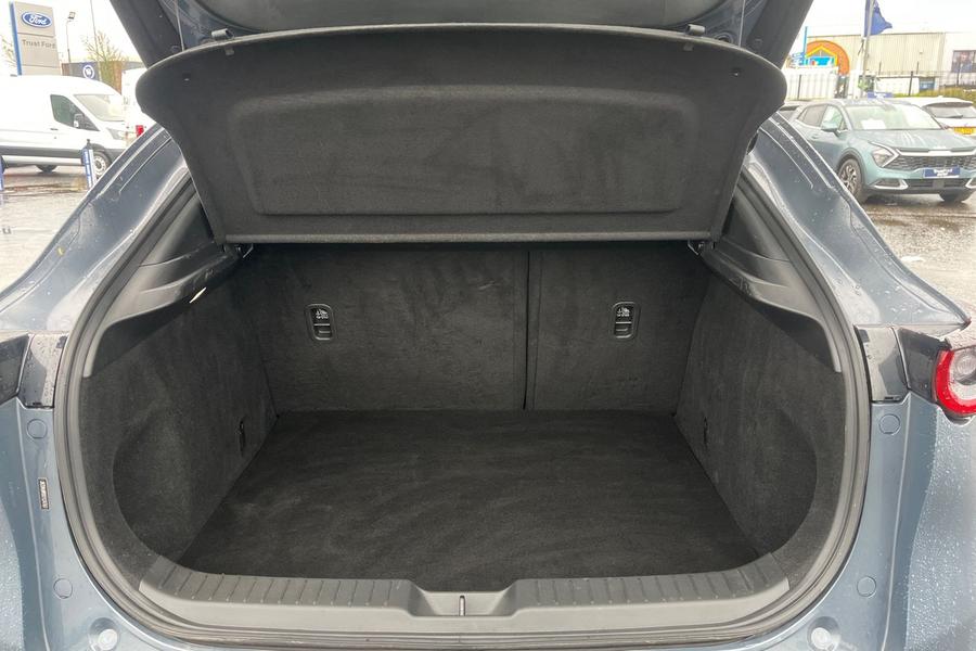 Mazda CX-30 Photo autoimg-41b41392e05d93ed8ba235359f632e0bde711dbe.jpg