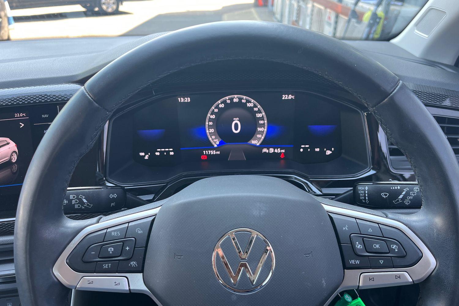 Volkswagen POLO Photo 22