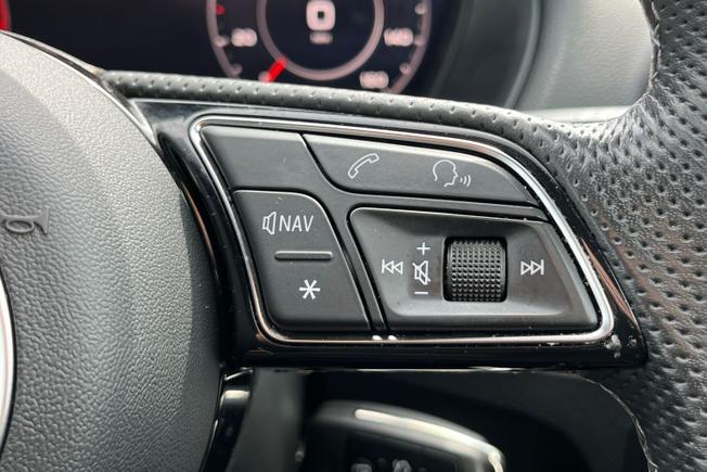 AUDI Q2 Photo 17