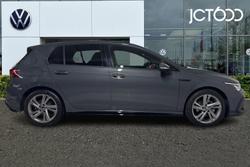 VOLKSWAGEN Golf Photo 4