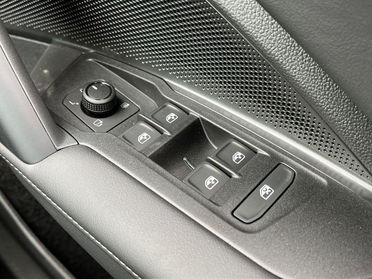 Volkswagen Tiguan Photo autoimg-41c02fc72b8cf377fbd46b82bbf10d313a5629a6.jpg