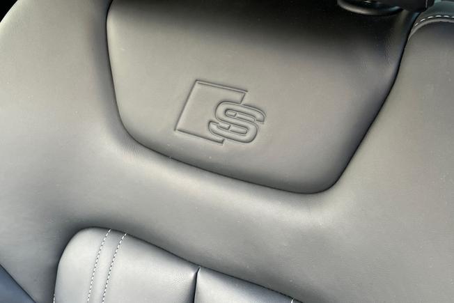 Audi A6 Saloon Photo 38