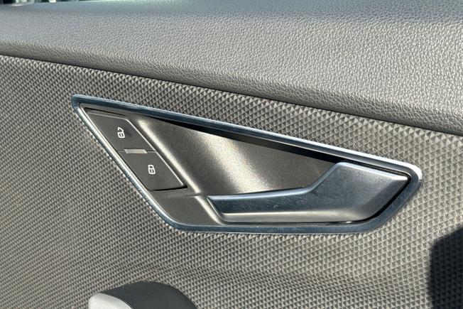 AUDI Q2 Photo 33