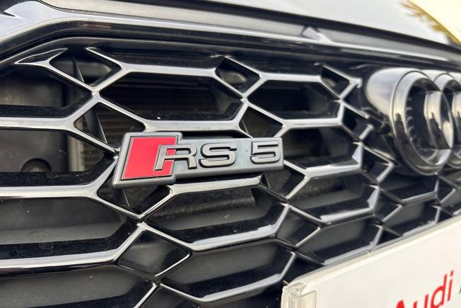 Audi RS5 Photo 25