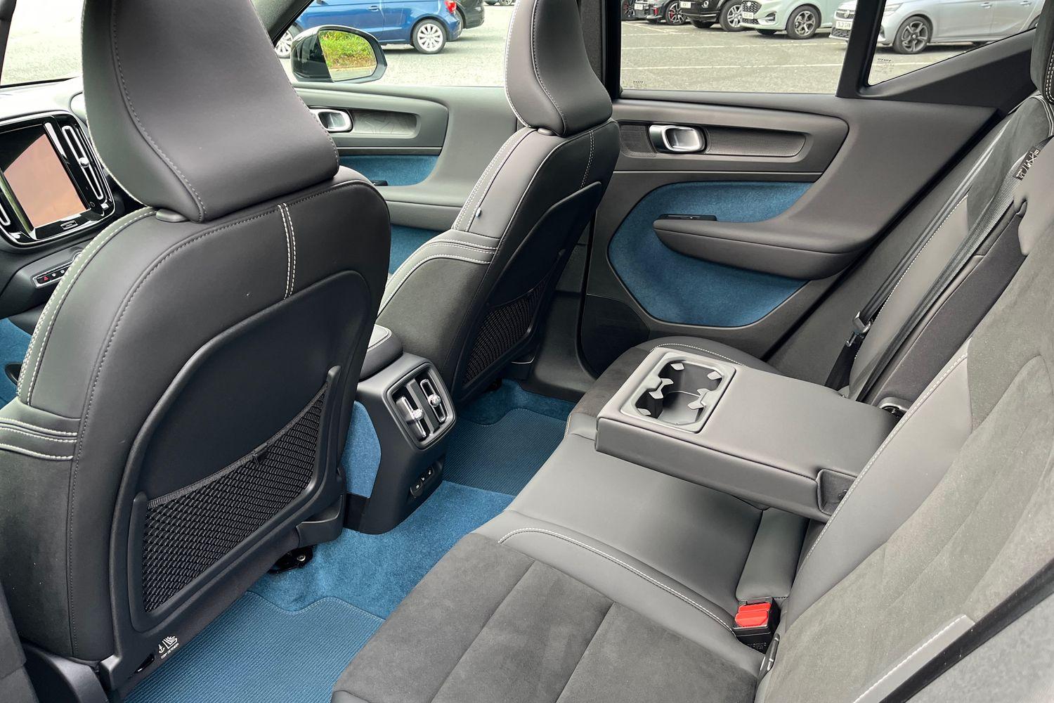 Volvo XC40 Photo 35