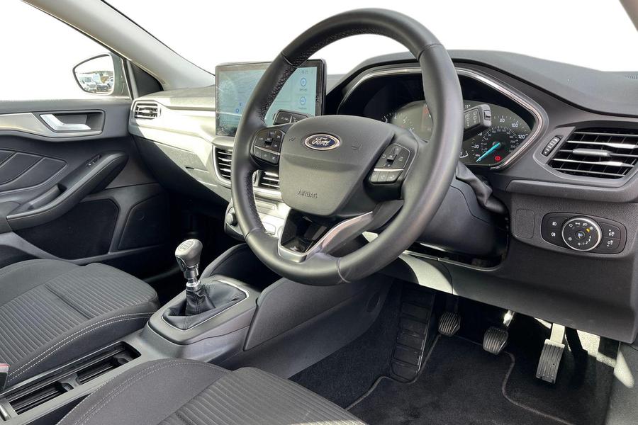 Ford FOCUS Photo autoimg-41c826a6fceff32a24cc1f07689993802a41dc3f.jpg