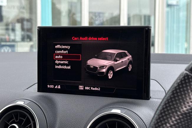 AUDI Q2 Photo 30