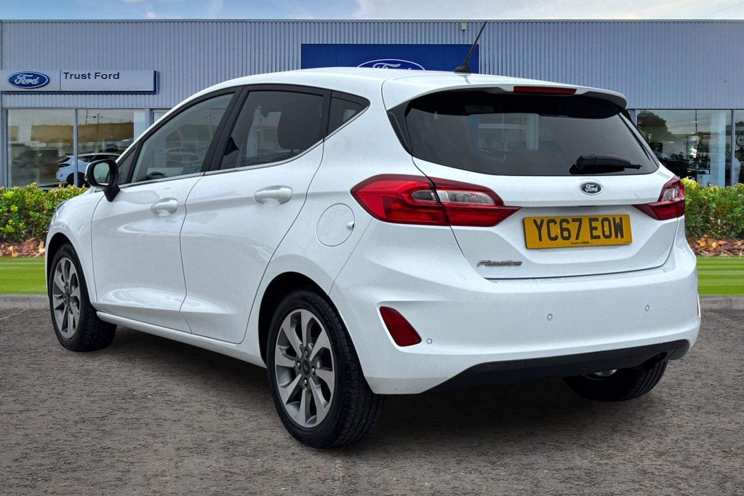 Ford FIESTA Photo 1
