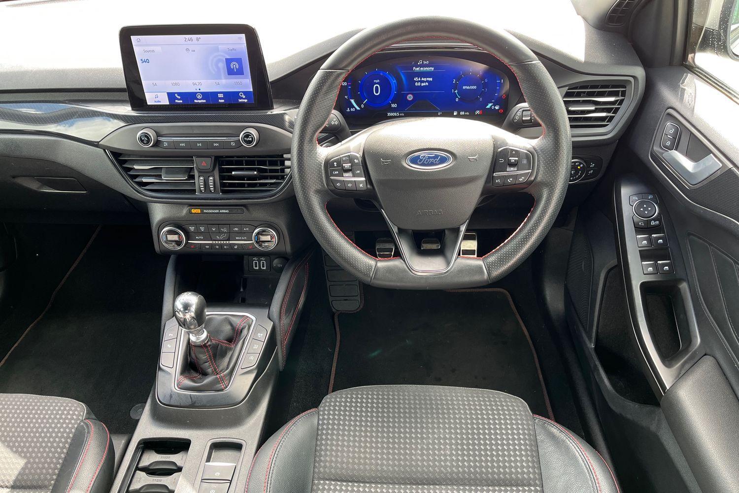 Ford FOCUS Photo 10