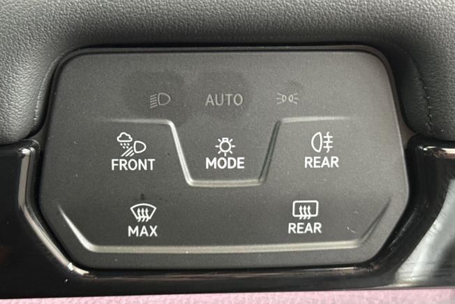 VOLKSWAGEN Id.7 Photo 29